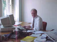 mvc-741f.jpg (27387 bytes)